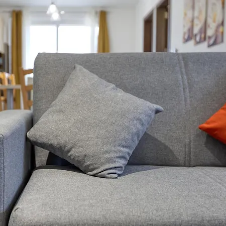 Apartamento Cosy 3br With Balcony & Sofa Bed In By 360 Estates *