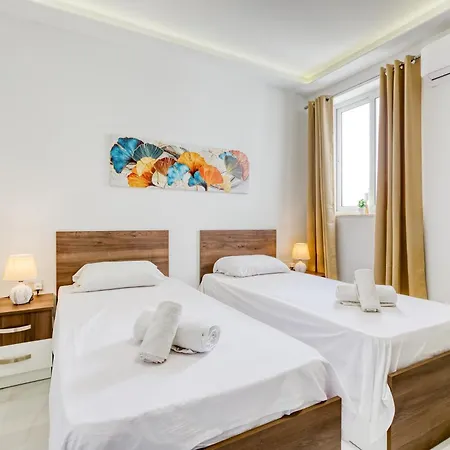 Cosy 3br With Balcony & Sofa Bed In By 360 Estates Apartment *