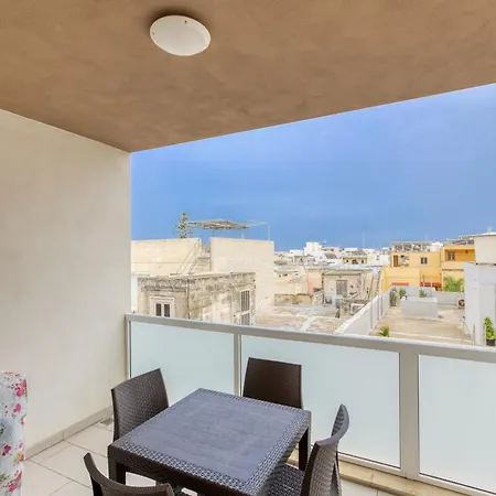 Apartment Cosy 3br With Balcony & Sofa Bed In By 360 Estates Zabbar