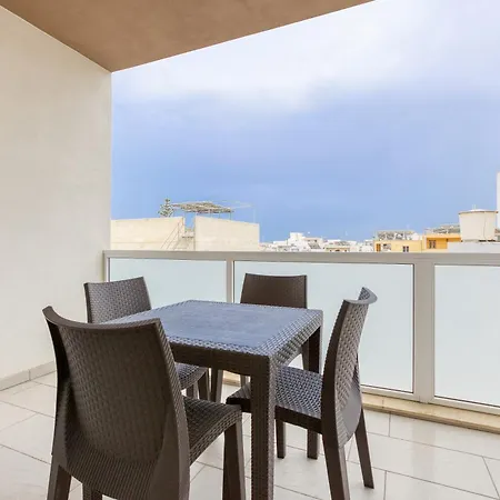 Cosy 3br With Balcony & Sofa Bed In By 360 Estates Apartment